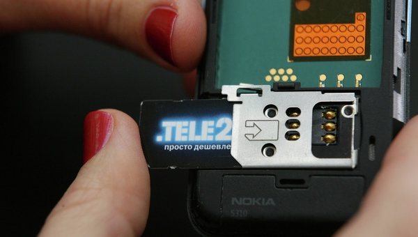 Вставка сим-карты Теле2 в телефон